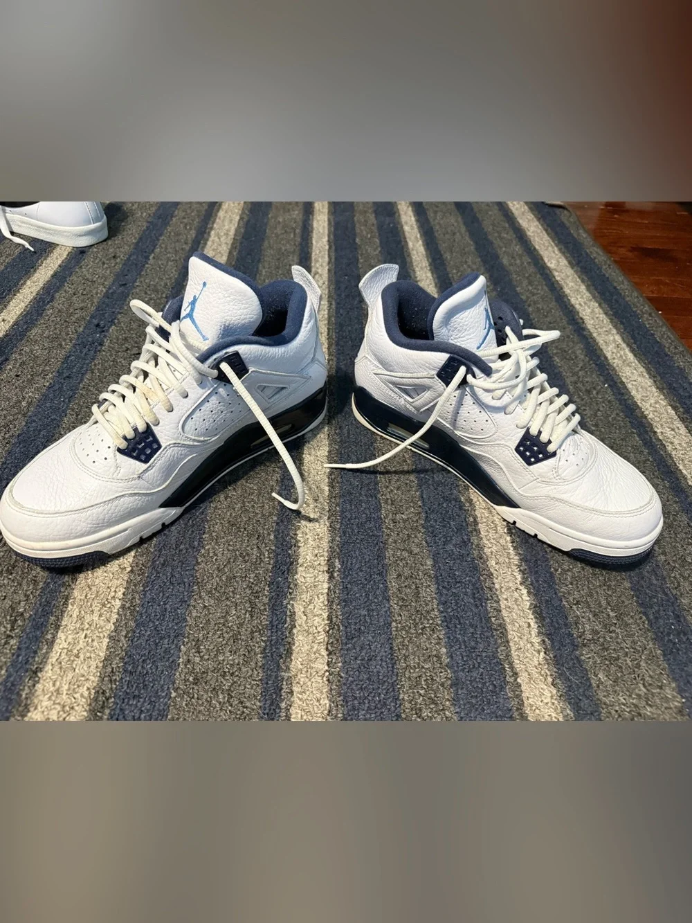 Men’s Jordan Retro 4 LS Columbia Basketball Shoes